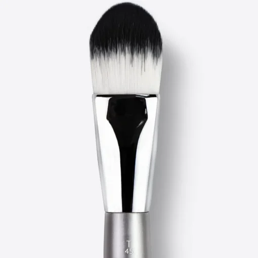 esum - T45 - Large Foundation Brush
