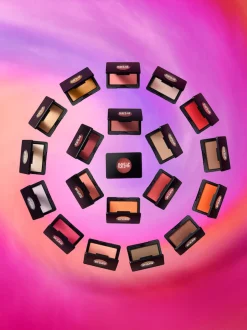 MAKE UP FOR EVER ARTIST HIGHLIGHTER