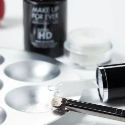 MAKE UP FOR EVER Ultra HD Skin Booster Hydra-Plump Serum